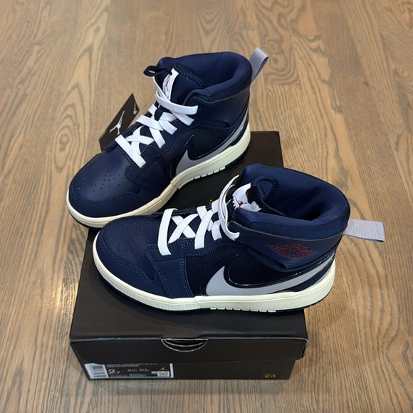 Nike NWT Jordan 1 Mid RM EasyOn - Picture 9 of 13